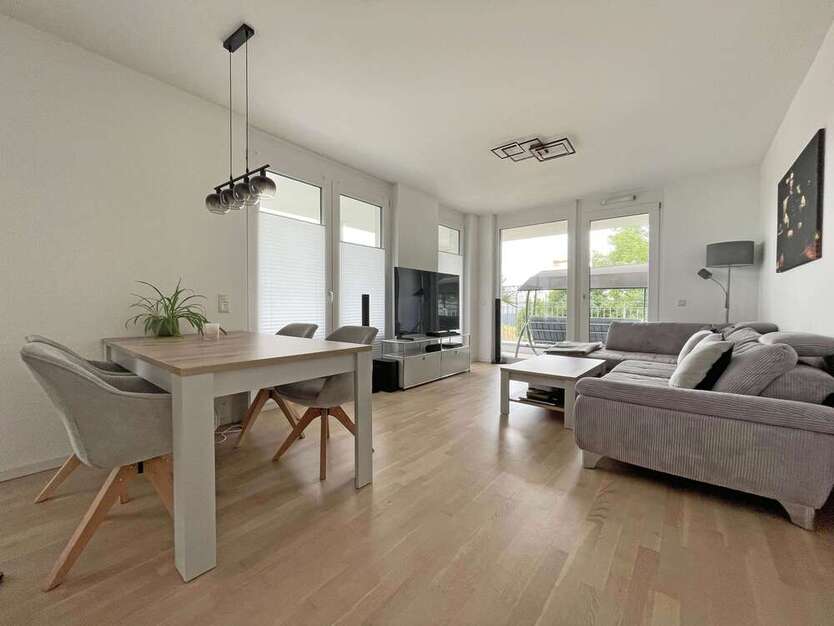 Wohnung zum Mieten in Regensburg 1.100 € 92 m²