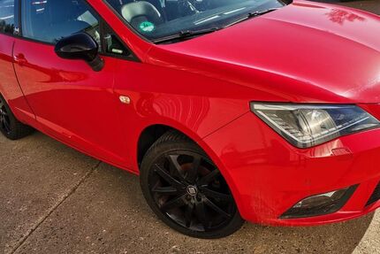 Seat Ibiza 94.000 km 4.700 &euro; Berlin 13409