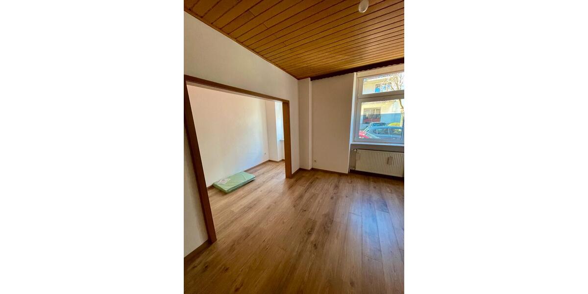 Erdgeschoßwohnung Wuppertal Elberfeld - 1 Zimmer, 50 m&sup2;, 520&euro; | Angebot:26030034