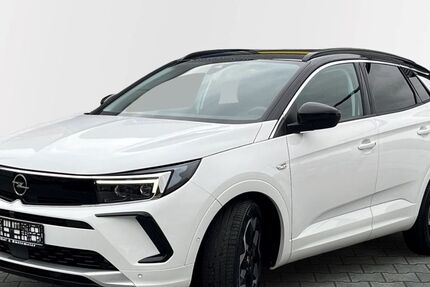 Opel Grandland (X) 23.595 km 24.700 € Soest 59494