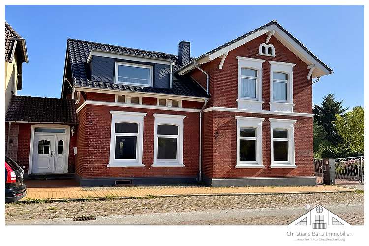 Haus zum Kaufen in Warin 199.750 € 200 m² 7 zimmer