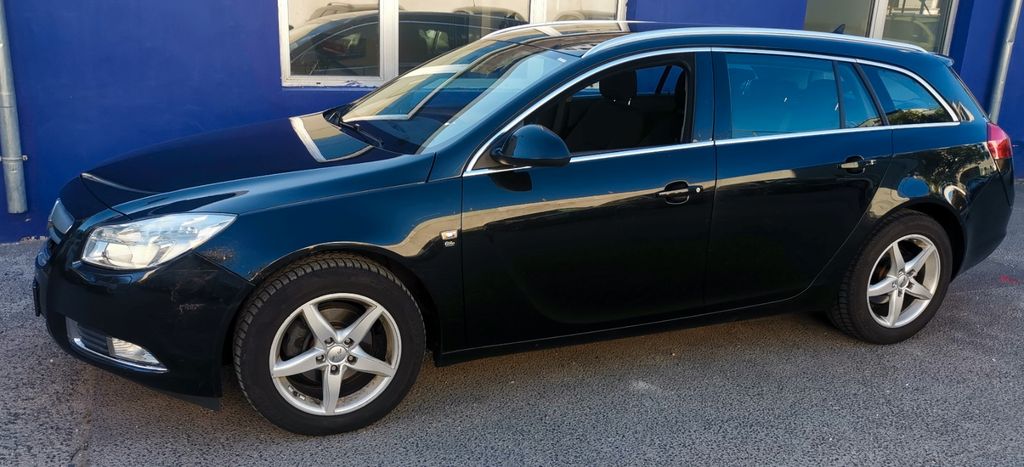 Opel Insignia 200.000 km 4.499 &euro; Berlin 13405
