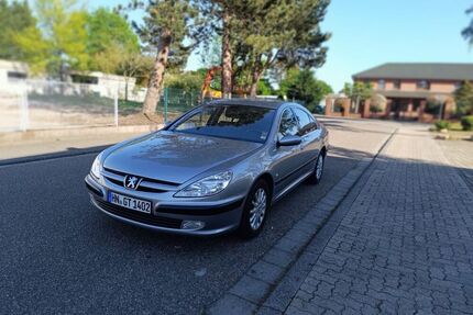 Peugeot 607