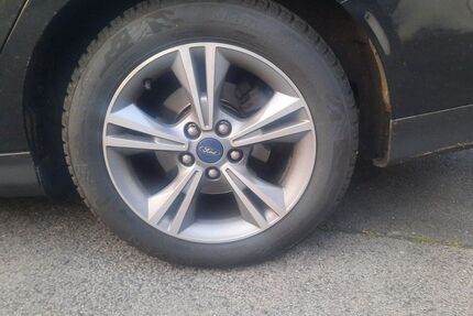 Ford Focus 148.000 km 5.200 &euro; Overath 51491