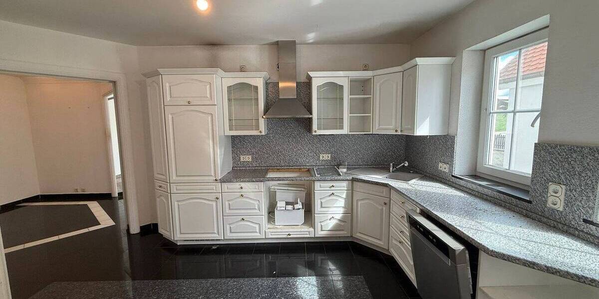 Etagenwohnung Cadolzburg - 2 Zimmer, 94 m&sup2;, 199.000&euro; | Angebot:26852477