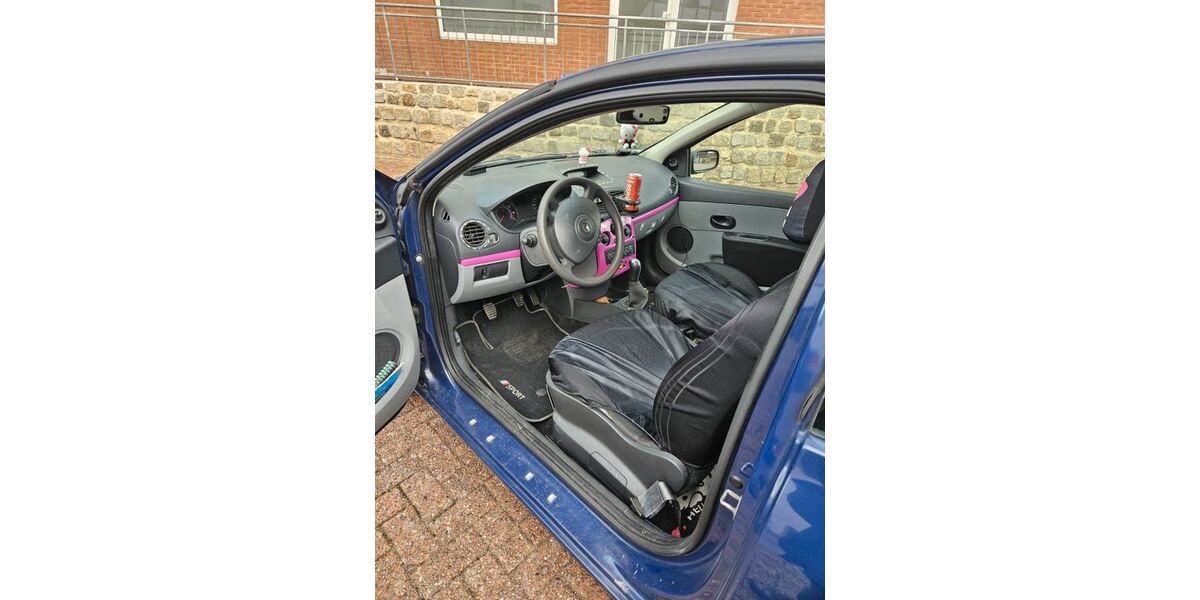 Renault Clio 191.894 km 1.050 &euro; Minden 32423