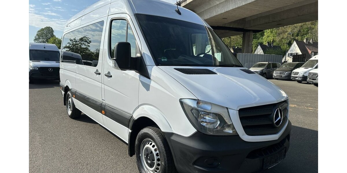 Mercedes-Benz Sprinter 316 CDI Tourer 2,2,2,3 mit 2,8 to AHK 250.794 km 24.871 &euro; Mainz 55122