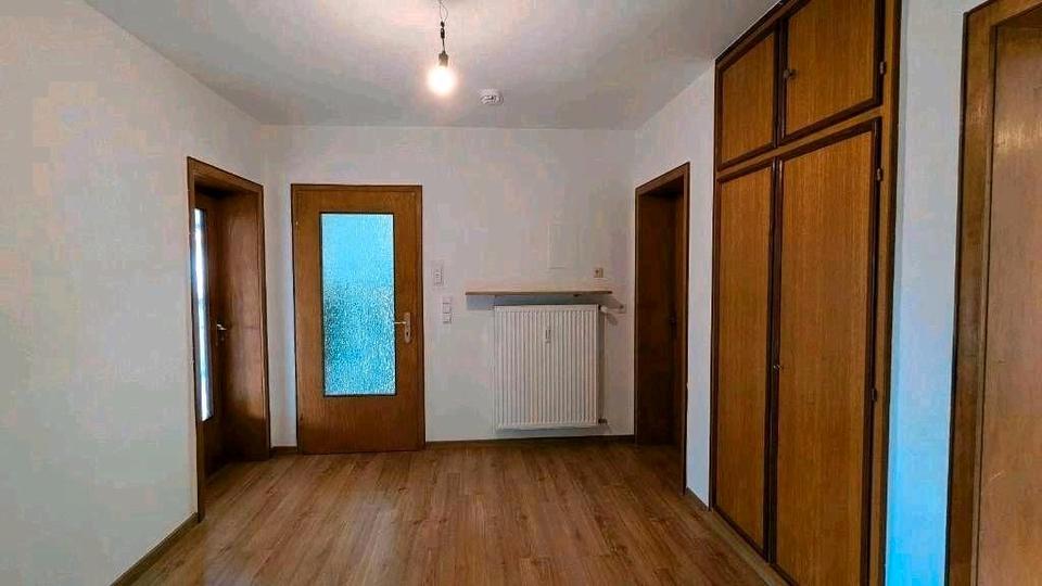 Hochparterre Rimbach - 3 Zimmer, 100 m&sup2;, 990&euro; | Angebot:25903904