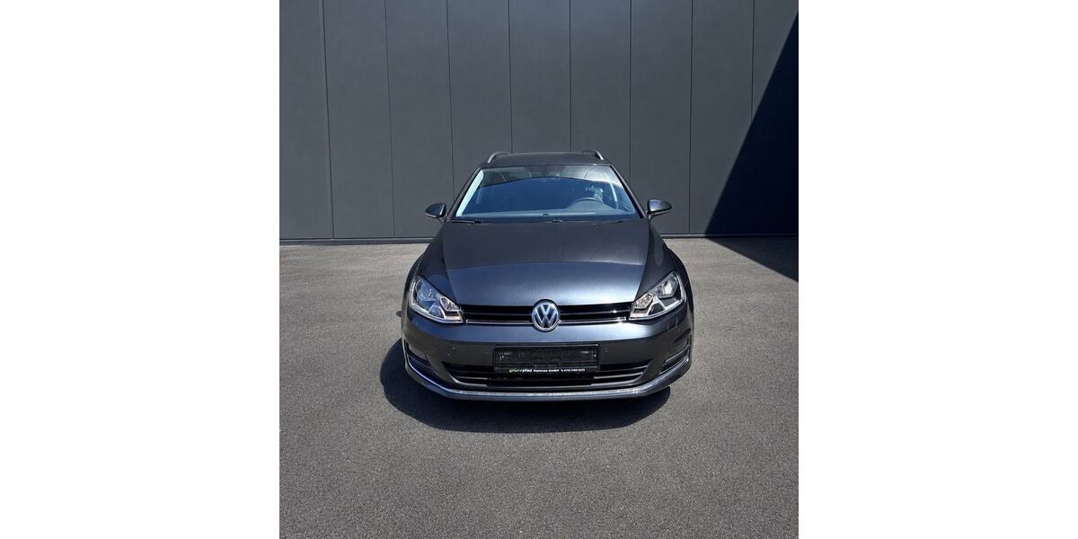 VW Golf 124.431 km 11.450 &euro; Euskirchen 53879