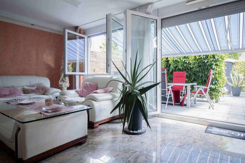 Wohnung zum Kaufen in Stuttgart 649.000 € 120.77 m² 4.5 zimmer