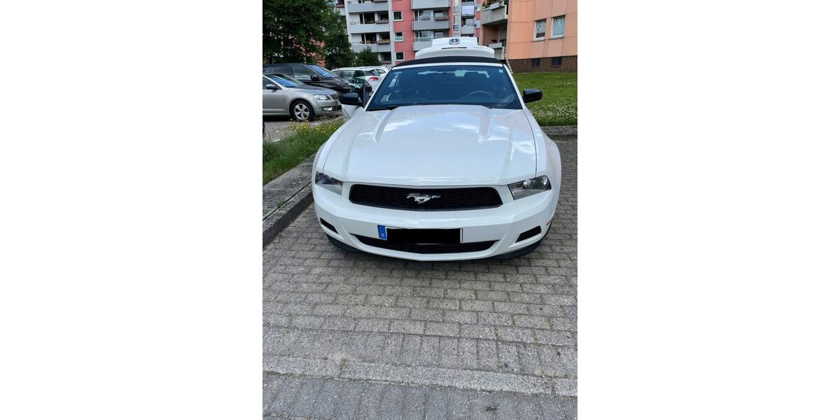 Ford Mustang 142.000 km 13.800 &euro; Flensburg 24943
