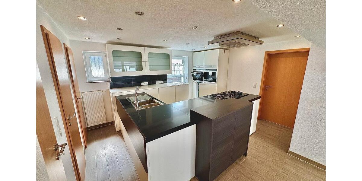 Reihenhaus Schramberg - 4 Zimmer, 144 m&sup2;, 1.120&euro; | Angebot:26296304