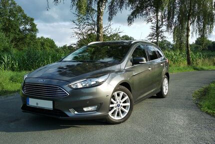 Ford Focus 102.000 km 7.399 € Warendorf 48231