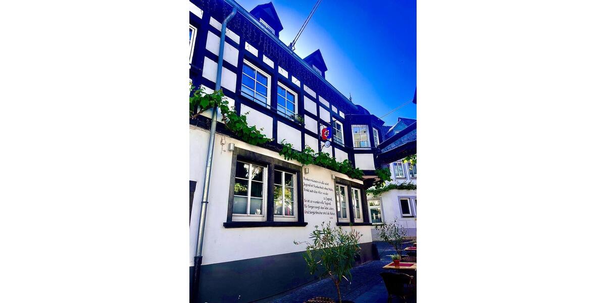 Reihenhaus Winningen - 6 Zimmer, 180 m&sup2;, 429.000&euro; | Angebot:26953105