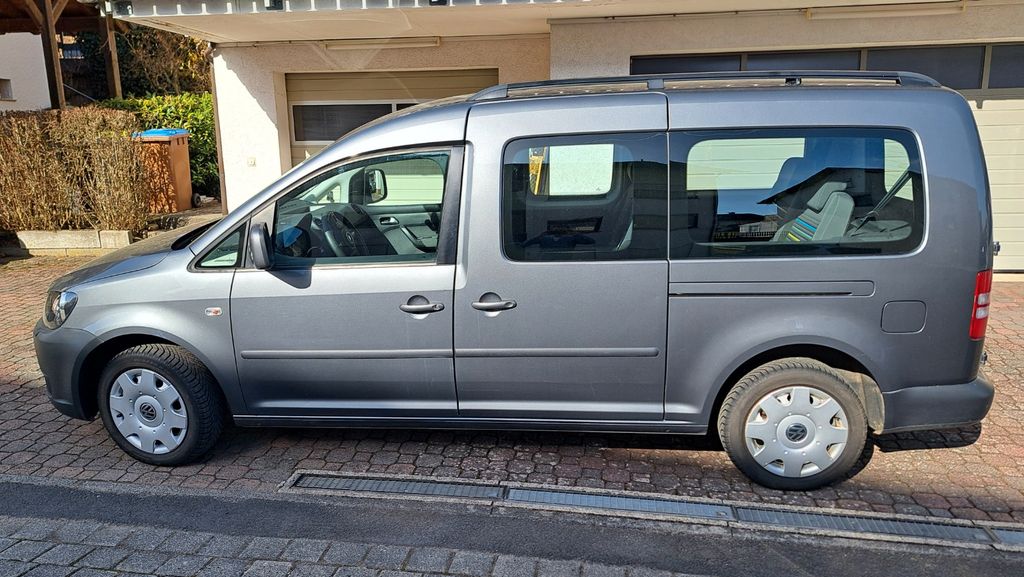 VW Caddy 174.789 km 11.900 &euro; Jossgrund Burgjoß 63637