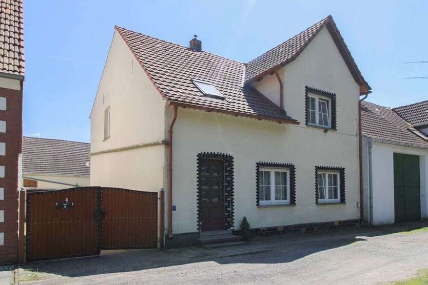 Haus zum Kaufen in Jessen 55.000 € 140 m²