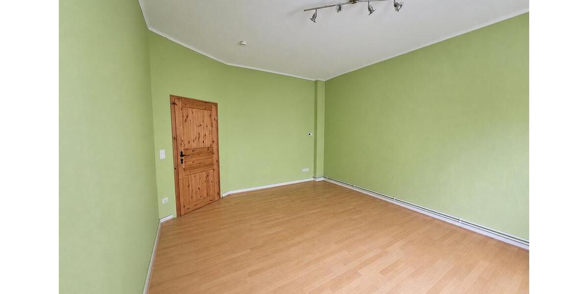 Hochparterre Salzgitter Ortschaft Nord - 3 Zimmer, 80 m&sup2;, 240.000&euro; | Angebot:26882415