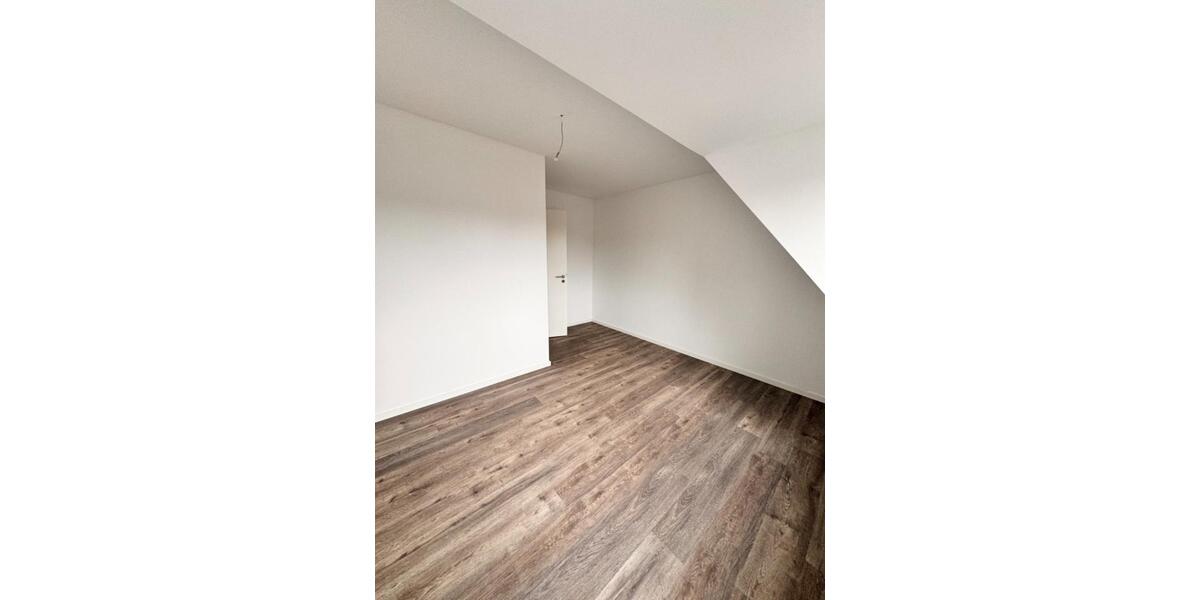 Reihenhaus Bad Segeberg - 5 Zimmer, 104 m&sup2;, 1.700&euro; | Angebot:25438147