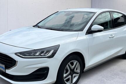 Ford Focus 53.706 km 19.330 € Konstanz 78467