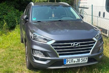 Hyundai TUCSON 91.000 km 16.300 &euro; Pirna 01796