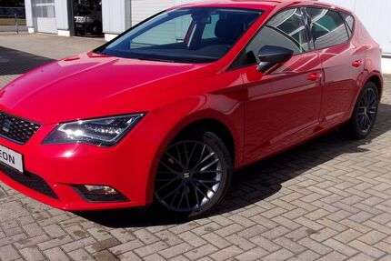 Seat Leon 82.500 km 11.990 &euro; Ebersbach-Neugersdorf 02727