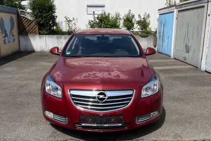 Opel Insignia 218.000 km 2.790 &euro; Friedrichshafen 88045