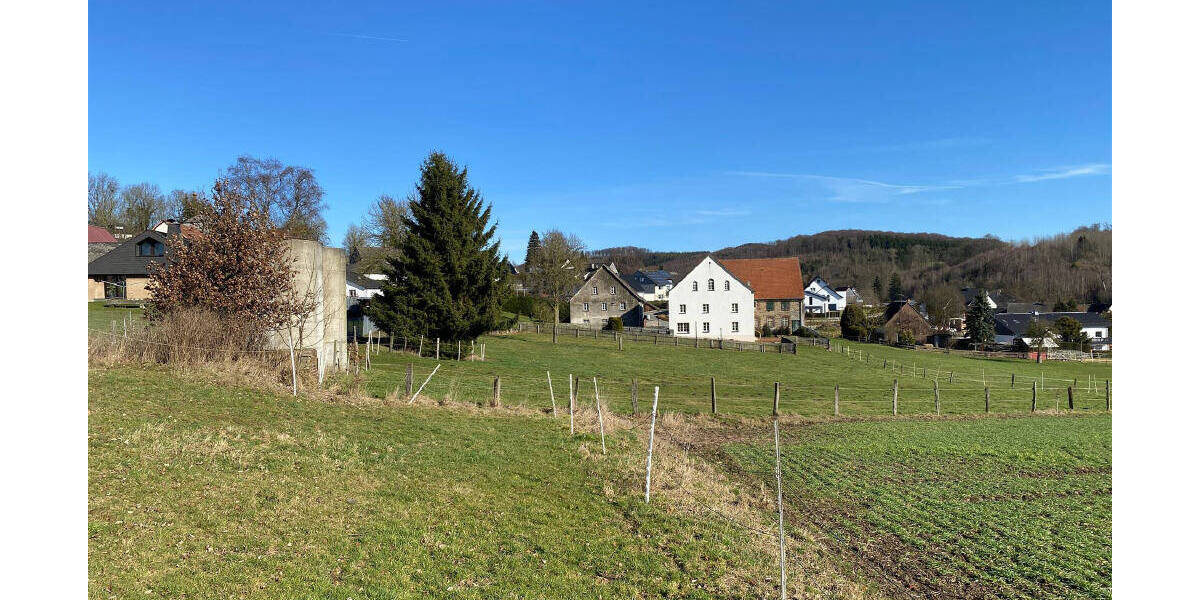 Einfamilienhaus Balve Langenholthausen - 8 Zimmer, 175 m&sup2;, 290.000&euro; | Angebot:26202065