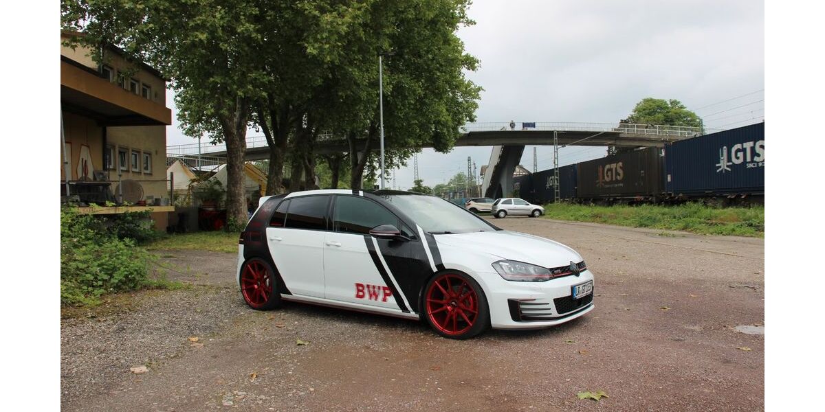 VW Golf 105.000 km 18.000 &euro; Rheinfelden 79618