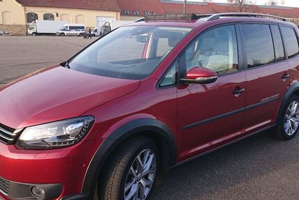 VW Touran 177.127 km 6.300 &euro; Stuttgart 70376