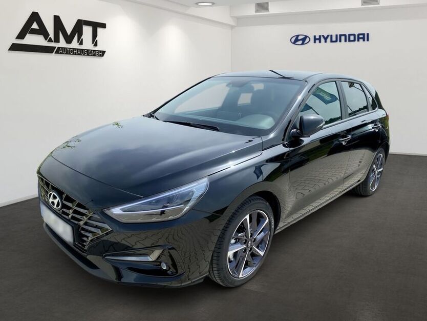 i30