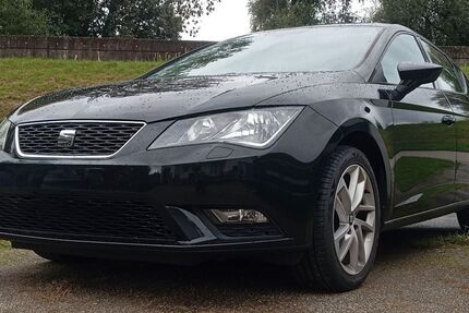 Seat Leon 125.328 km 9.600 &euro; Mariaposching 94553