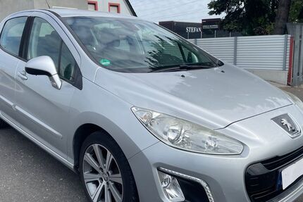 Peugeot 308 210.000 km 2.799 &euro; Stockstadt 63811