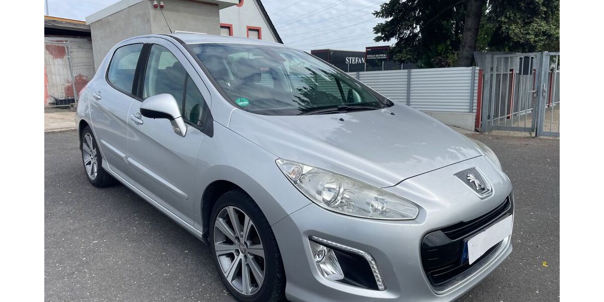Peugeot 308 210.000 km 2.799 &euro; Stockstadt 63811