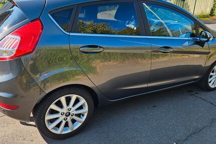 Ford Fiesta 108.230 km 6.890 &euro; Erftstadt 50374