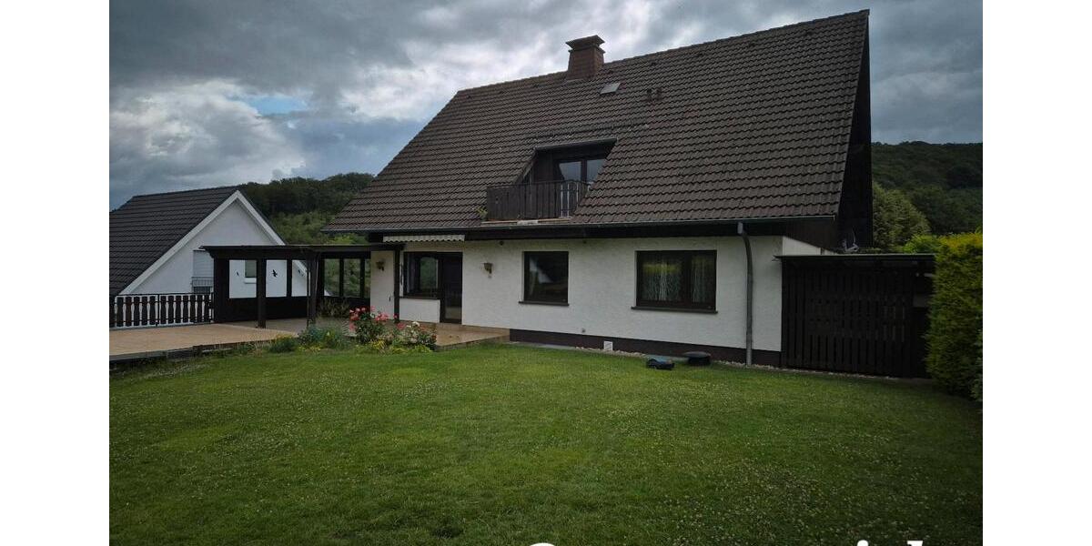 Einfamilienhaus Balve - 8 Zimmer, 241 m&sup2;, 399.000&euro; | Angebot:27160566