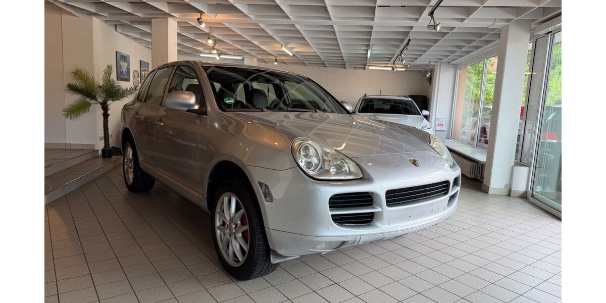 Porsche Cayenne 366.000 km 3.650 &euro; Schwanfeld 97523