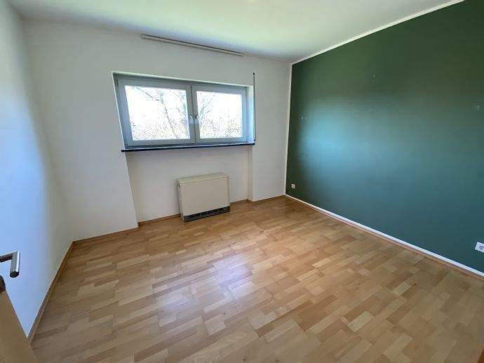 Mehrfamilienhaus, Wohnhaus Gillenfeld - 3 Zimmer, 65 m&sup2;, 570&euro; | Angebot:26703260