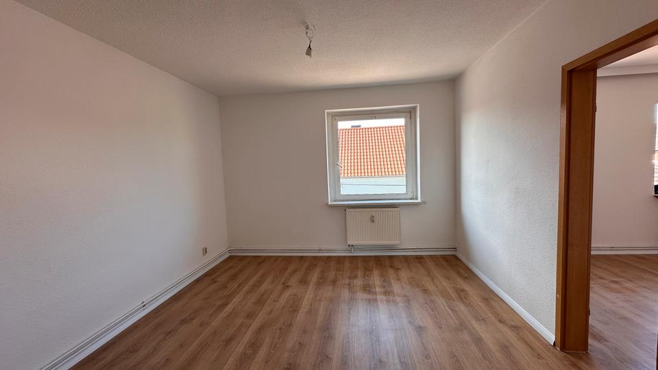 Erdgeschoßwohnung Artern - 3 Zimmer, 54 m&sup2;, 380&euro; | Angebot:25648757