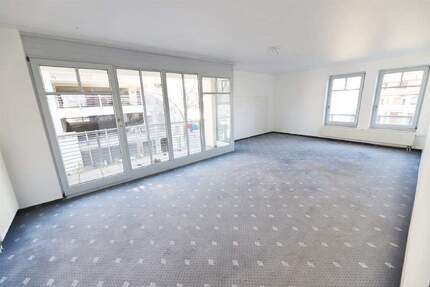 Gewerbeobjekt Lage - 8 Zimmer, 379.900&euro; | Angebot:25689543