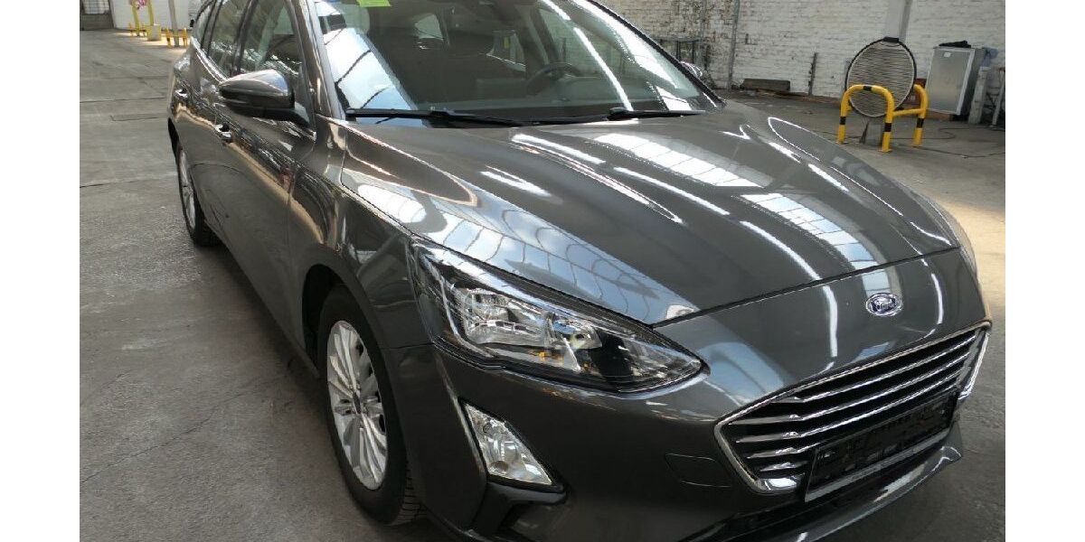 Ford Focus 132.000 km 12.400 &euro; KARLSFELD (b.München) 85757