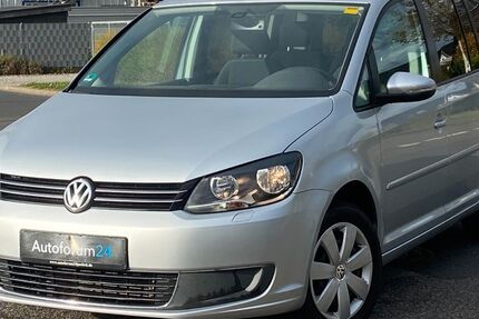 VW Touran 93.000 km 9.999 &euro; Jülich 52428
