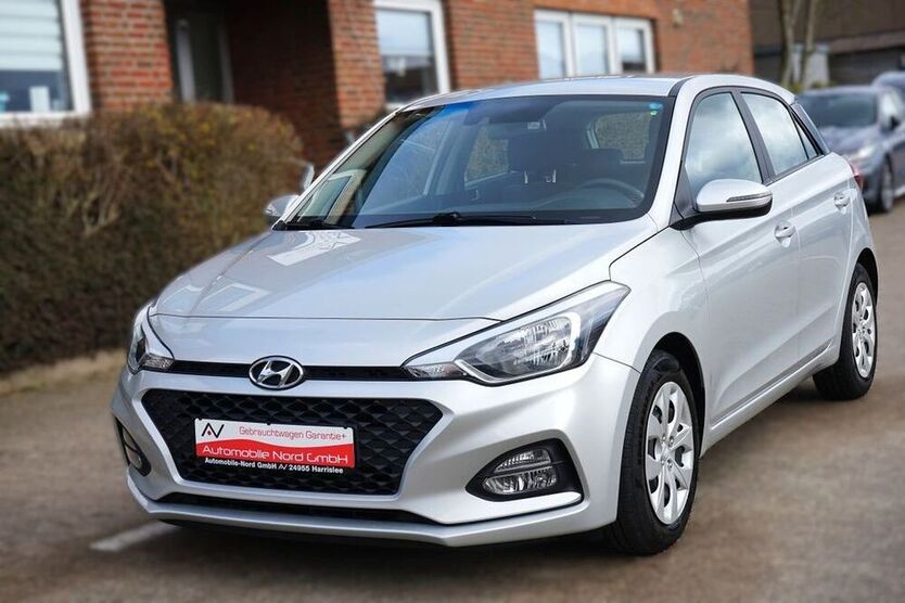 i20
