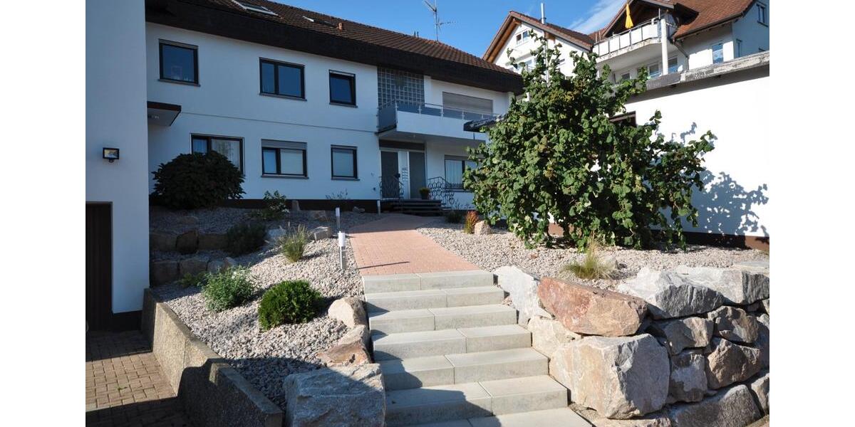 Etagenwohnung Rheinfelden (Baden) - 2 Zimmer, 100 m&sup2;, 1.300&euro; | Angebot:26346928