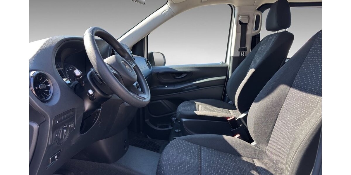 Mercedes-Benz Vito Pro 114 CDI lang Tourer Navi Kamera Autom 129.987 km 25.900 &euro; Wuppertal 42327