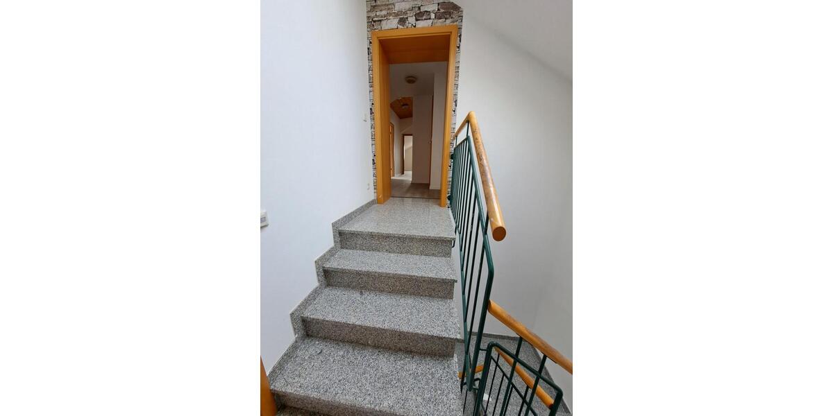 Maisonettenwohnung Gütersloh Isselhorst - 5 Zimmer, 150 m&sup2;, 1.250&euro; | Angebot:25061940