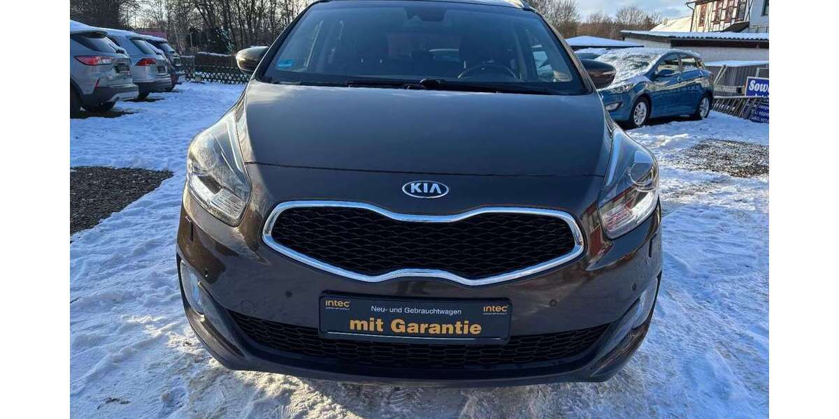 Kia Carens 150.000 km 7.990 &euro; Obernjesa/Rosdorf 37124