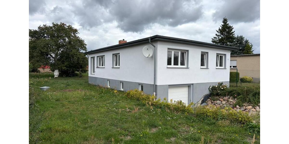 Bungalow Dessau-Roßlau Brambach - 4 Zimmer, 105 m&sup2;, 1.000&euro; | Angebot:27623942