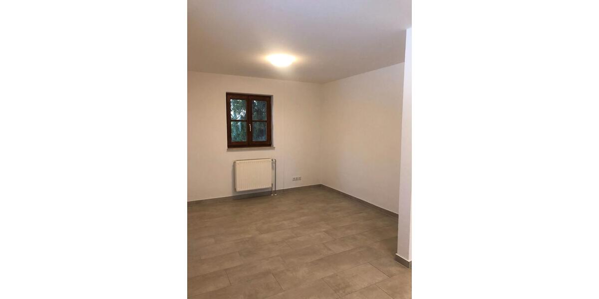 Erdgeschoßwohnung Brunnthal - 2 Zimmer, 50 m&sup2;, 930&euro; | Angebot:26236109