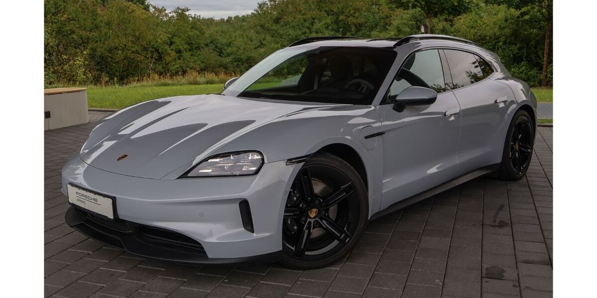 Porsche Taycan 22.000 km 95.800 € Ingolstadt 85053