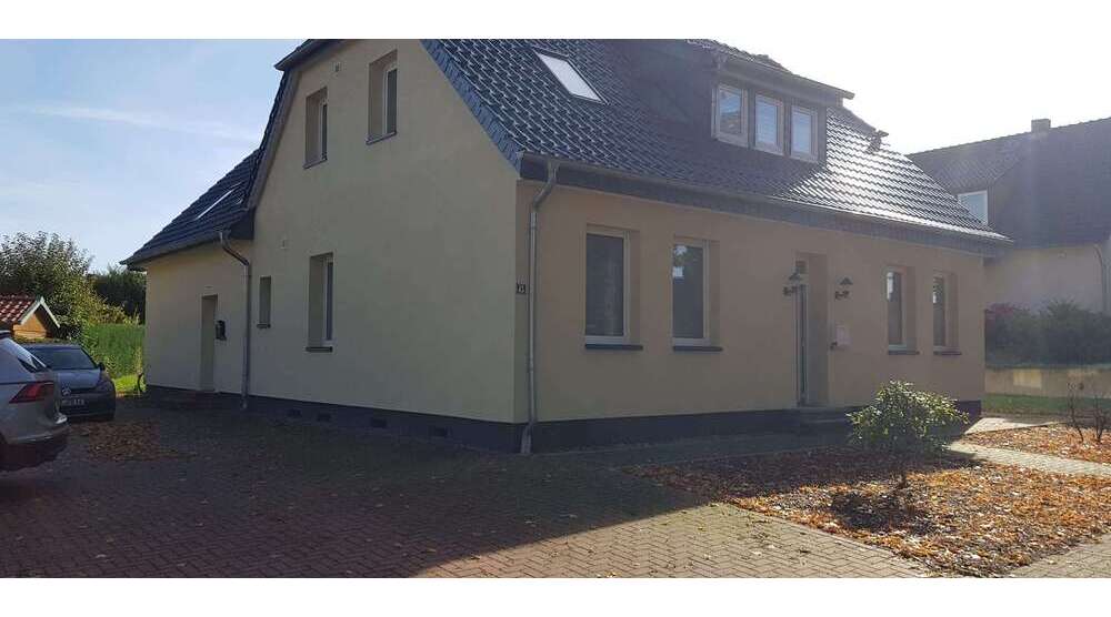 Haus zum Kaufen in Bergen 479.000 € 210 m²